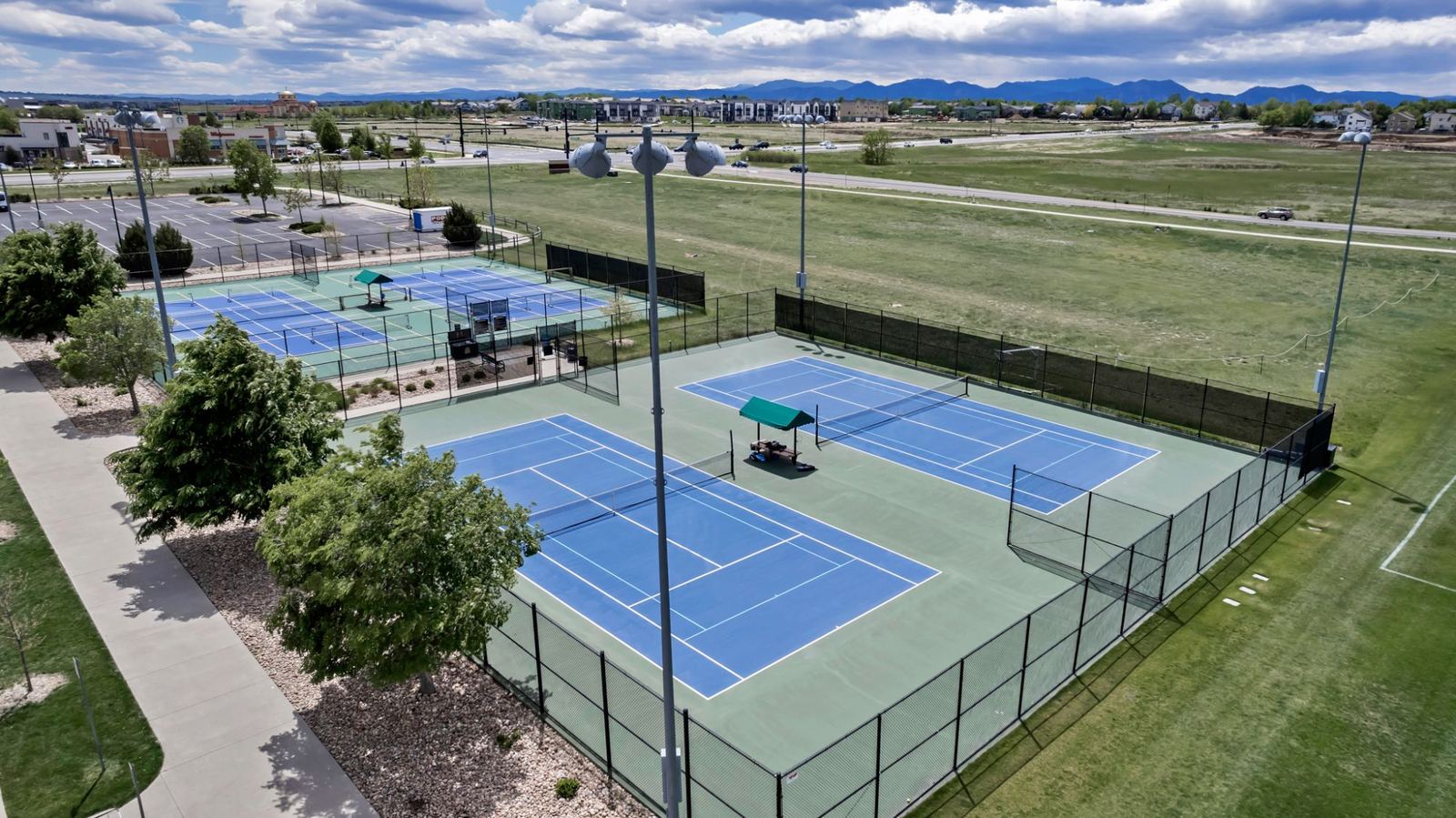 Lighted tennis and pickleball courts in Erie's Colliers Hill community