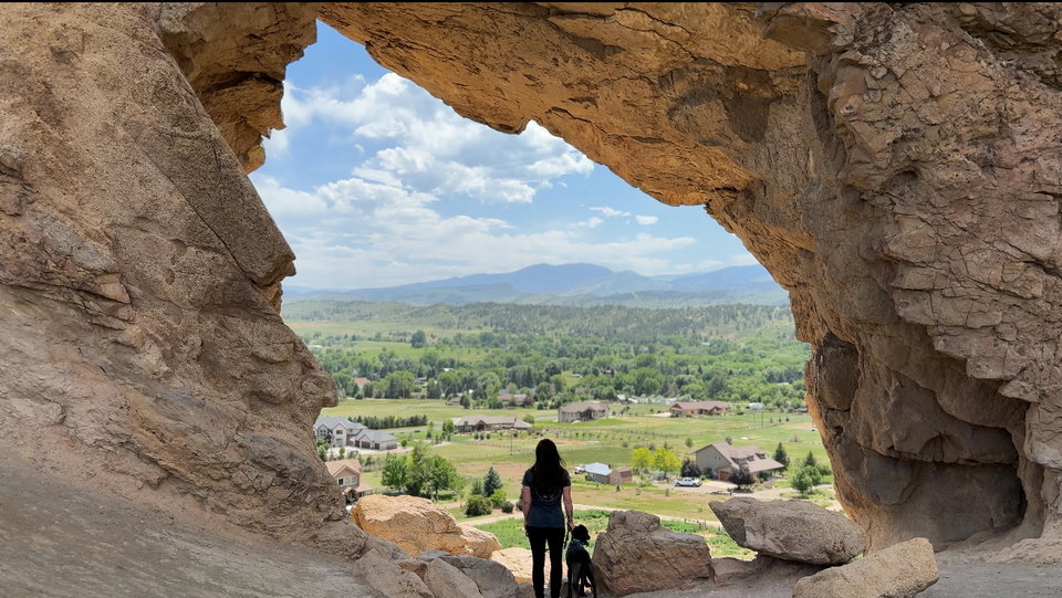 Natural arch at Devil&rsquo;s Backbone with sunset light
